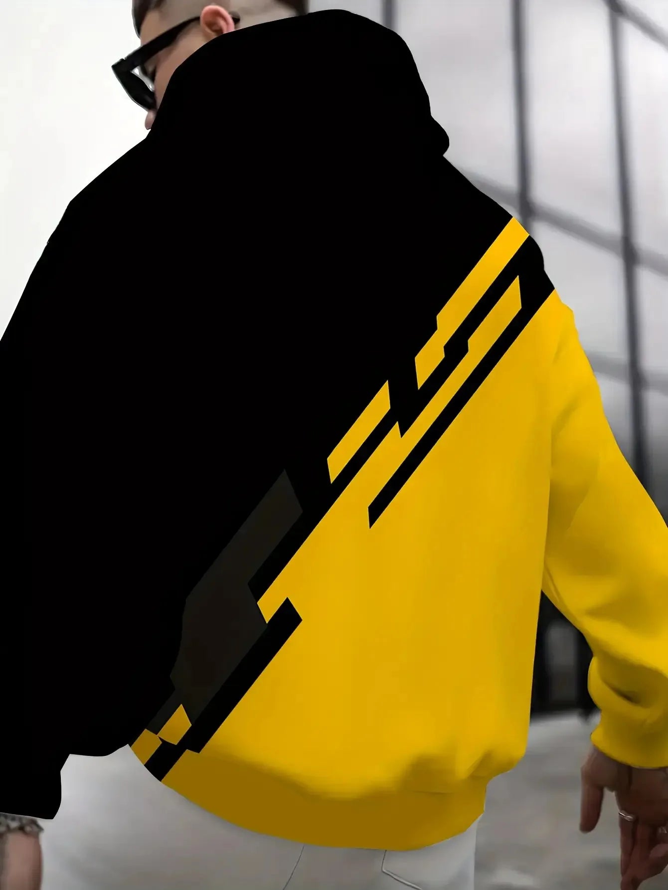Men s Stylish Color Blocked Hooded Sweatshirt Trendy Black & Yellow Sportswear for Fall Spring