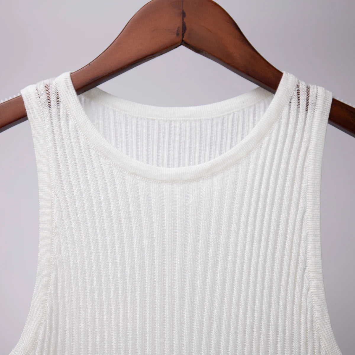 Bornladies Fashion Witte Wol Doorschijnende Dames Tanks Tops Outfit Mouwloos