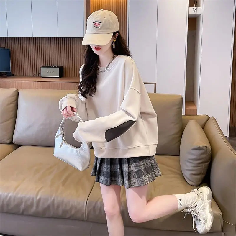 Western Design Round Neck Pullover Thin Sweatshirt for Women Korean Style Loose and Versatile