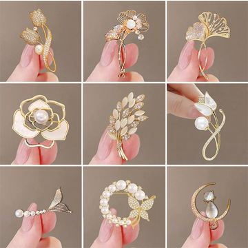 Fashion Pearl butterfly Rhinestone Brooches For Women Elegant Metal Fixed