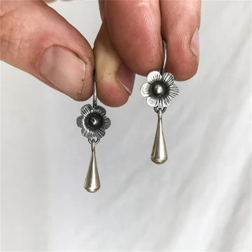Vintage Silver Color Waterdrop Flower Geometry Black Stone Earrings for Women
