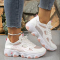 Women's sports shoes